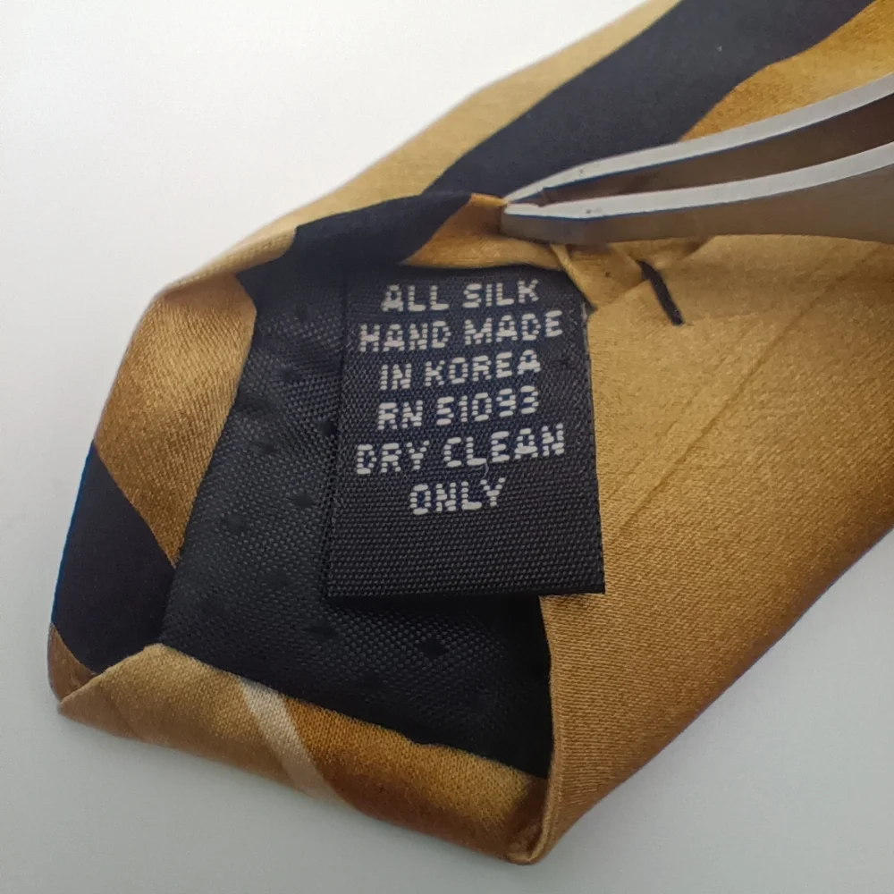 Stafford Gold And Black‎ 100% Silk Men's Tie